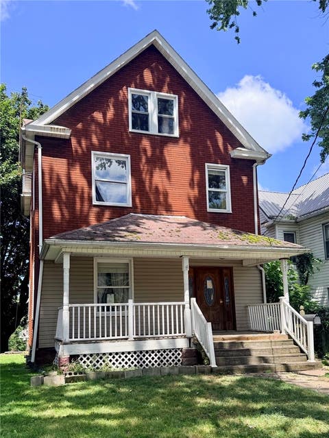 Homes For Sale - 925 Morton St St<br/> Lawrence County, New Castle, PA 16101