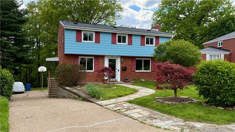 Photo of 307 Garlow Dr, Pittsburgh, PA 15235 (MLS # 1752735)