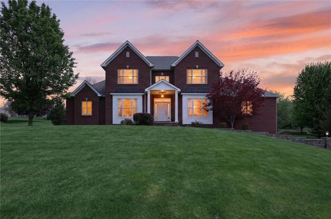 Photo of 104 Primrose Cir, Butler, PA 16002 (MLS # 1752029)