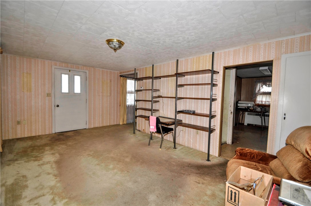 556 Thompson Ave Ave, Clairton, Pennsylvania image 3