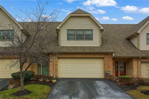 Photo of 109 Woodcrest Dr, Coraopolis, PA 15108 (MLS # 1737323)
