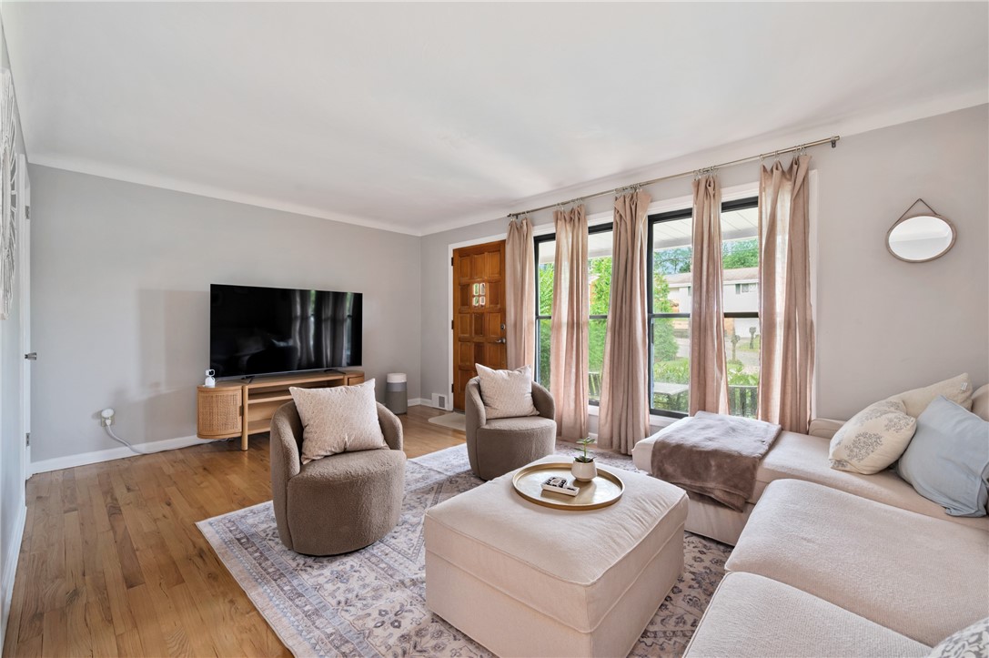 509 Meadowvale Dr