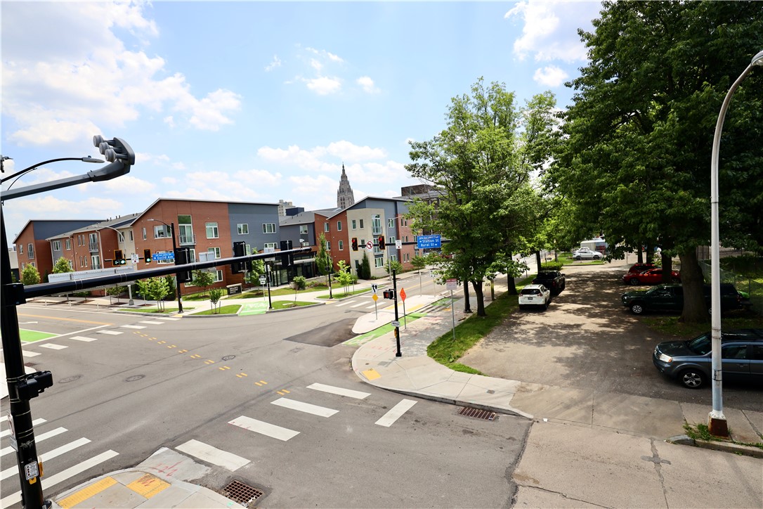 East Liberty, Pennsylvania 15206, United States, 2 Bedrooms Bedrooms, ,1 BathroomBathrooms,Residential,Active,162225