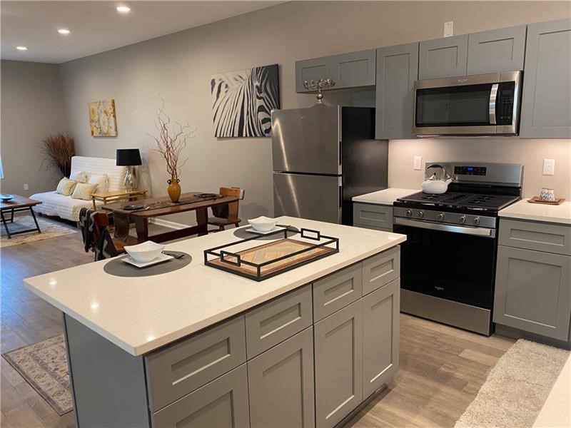 3809 Liberty Ave Ave #307, Lawrenceville, Pennsylvania image 2