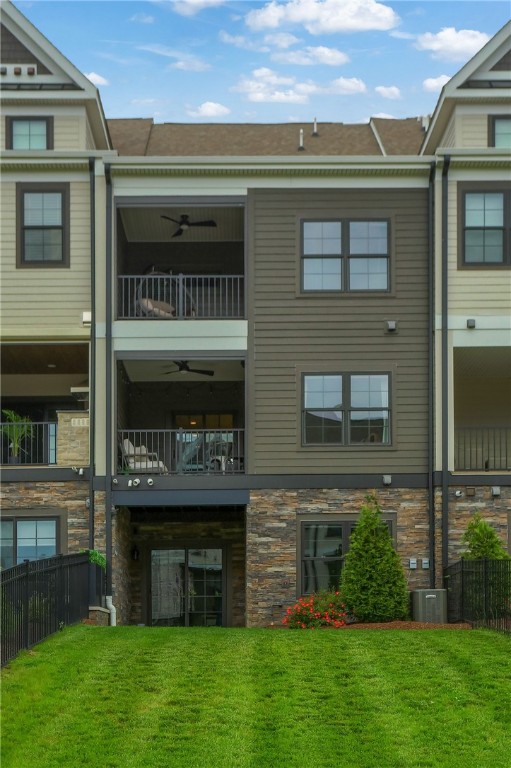 302 Highpointe Dr
