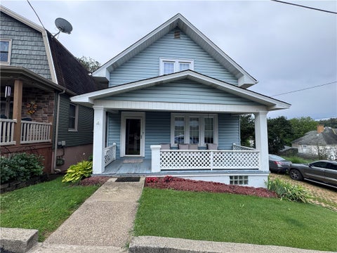 Homes For Sale - 11 Elm St St<br/> Burgettstown Boro, PA 15021