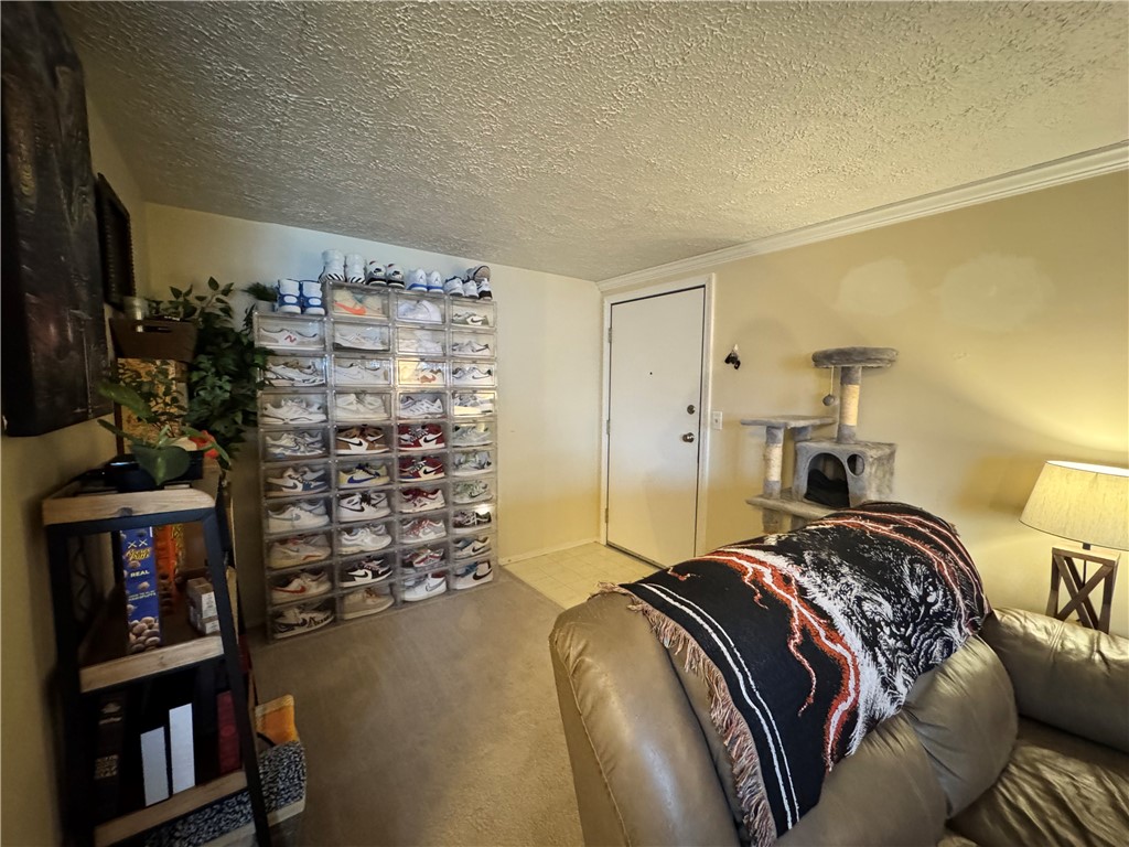 Cranberry Twp, Pennsylvania 16066, United States, 2 Bedrooms Bedrooms, ,1 BathroomBathrooms,Residential,Contingent,567