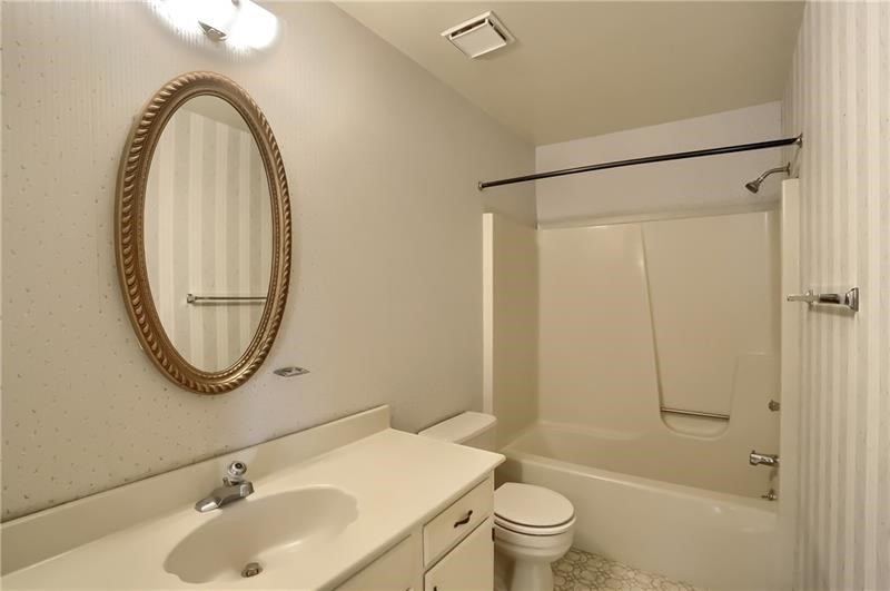 1366 Quail Run Circle Cir, Bethel Park, Pennsylvania image 31