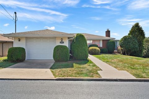 Homes For Sale - 2023 Sylvan Ave Ave<br/> Latrobe, PA 15650