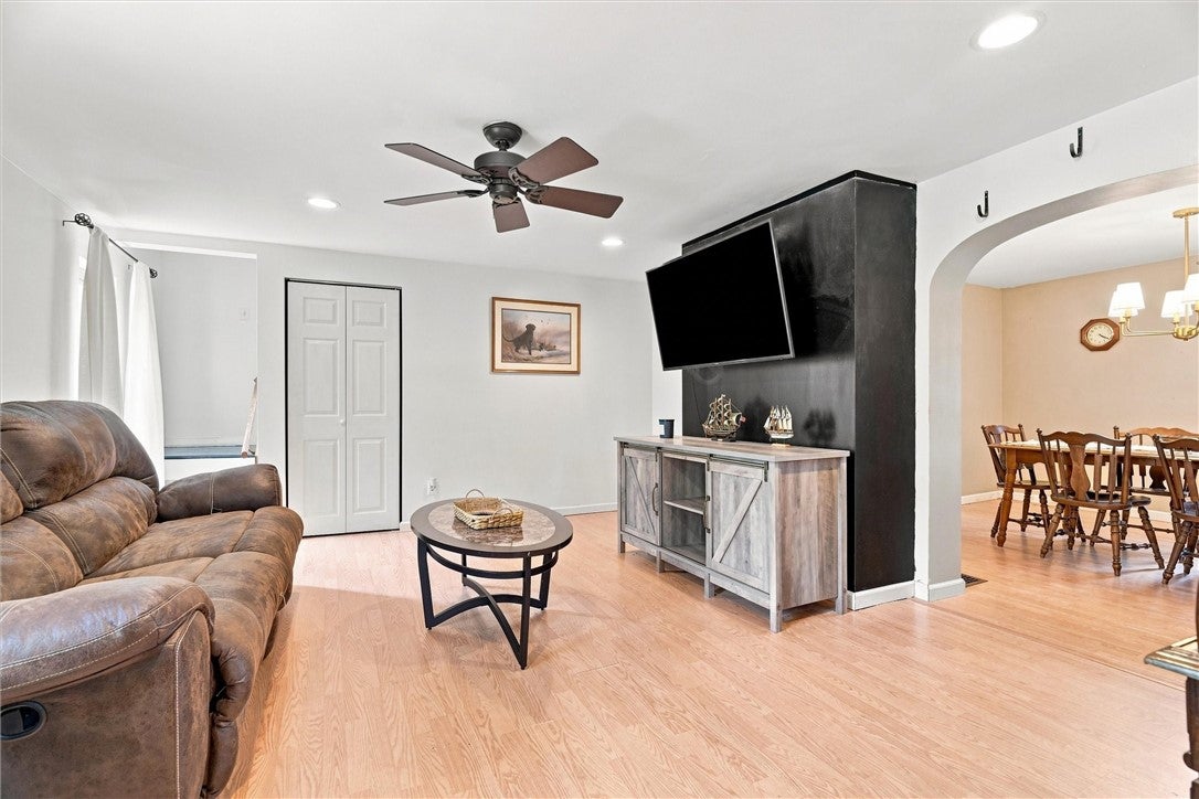 352 Mountain View Rd