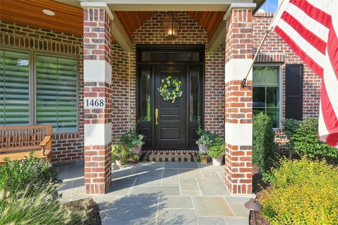 1468 Dominion Hts