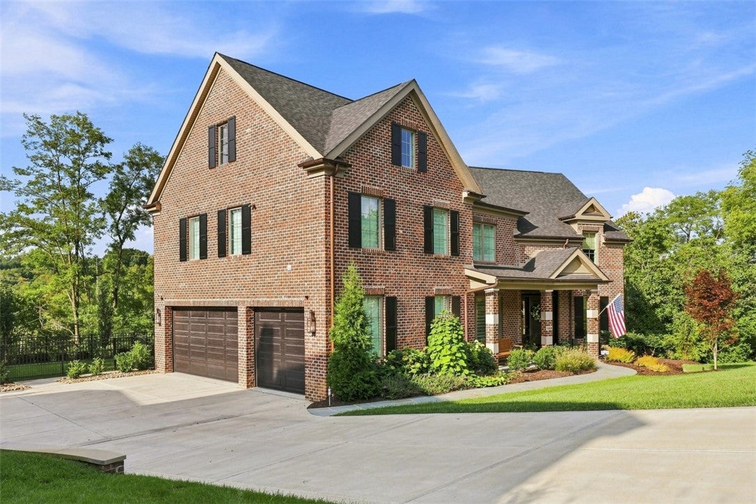 1468 Dominion Hts