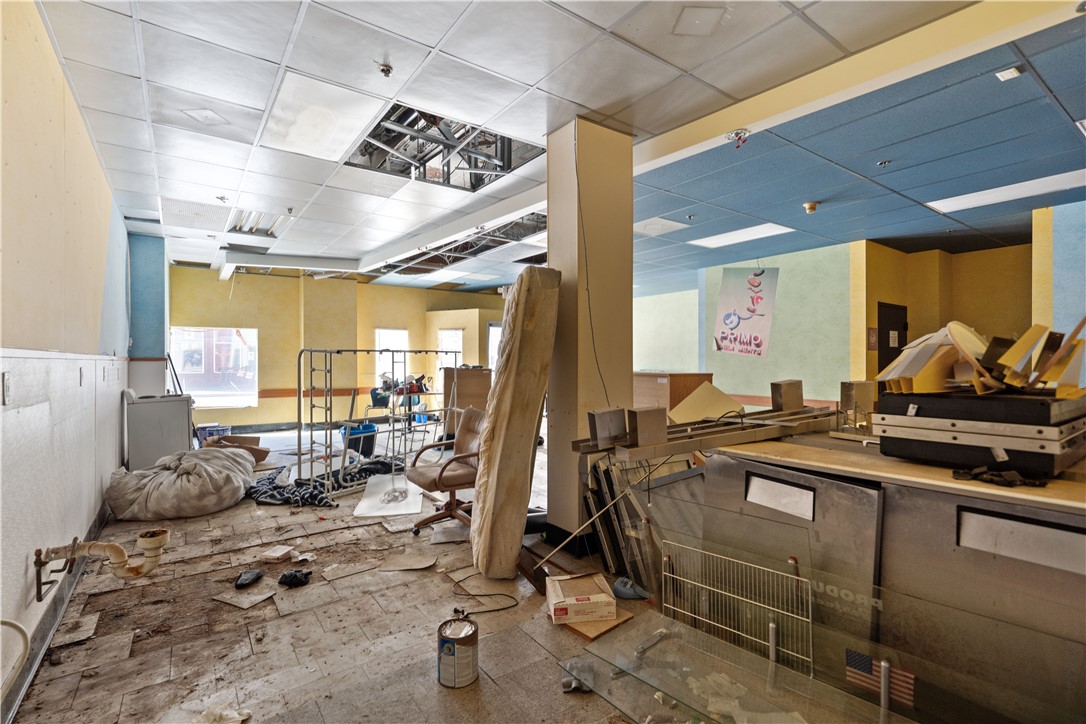 California, Pennsylvania 15419, United States, ,Commercial,Contingent,62701