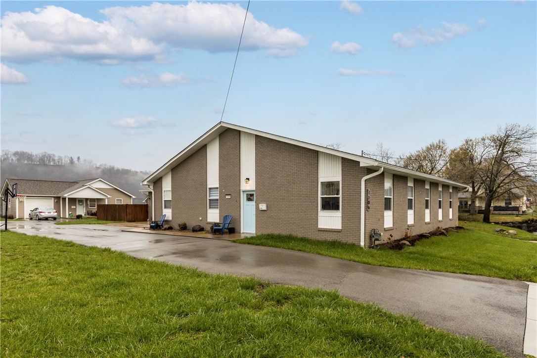 1106 8th Ave, New Brighton, Pennsylvania image 1