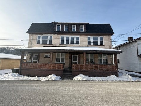 Multifamily For Sale - 393 Lowber Rd Rd<br/> Sewickley Twp, PA 15660
