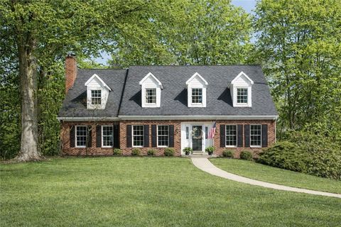 2529 Lindenwood Dr Franklin Park PA 15090