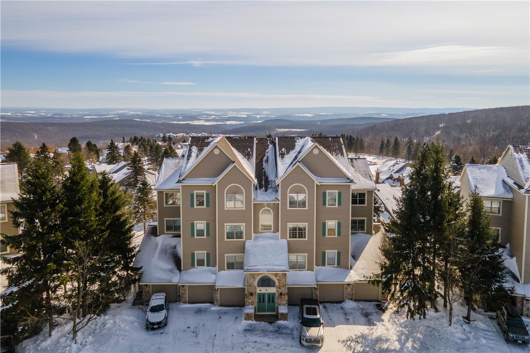 Seven Springs Resort, Pennsylvania 15622, United States, 4 Bedrooms Bedrooms, ,3 BathroomsBathrooms,Residential,Pending,12433
