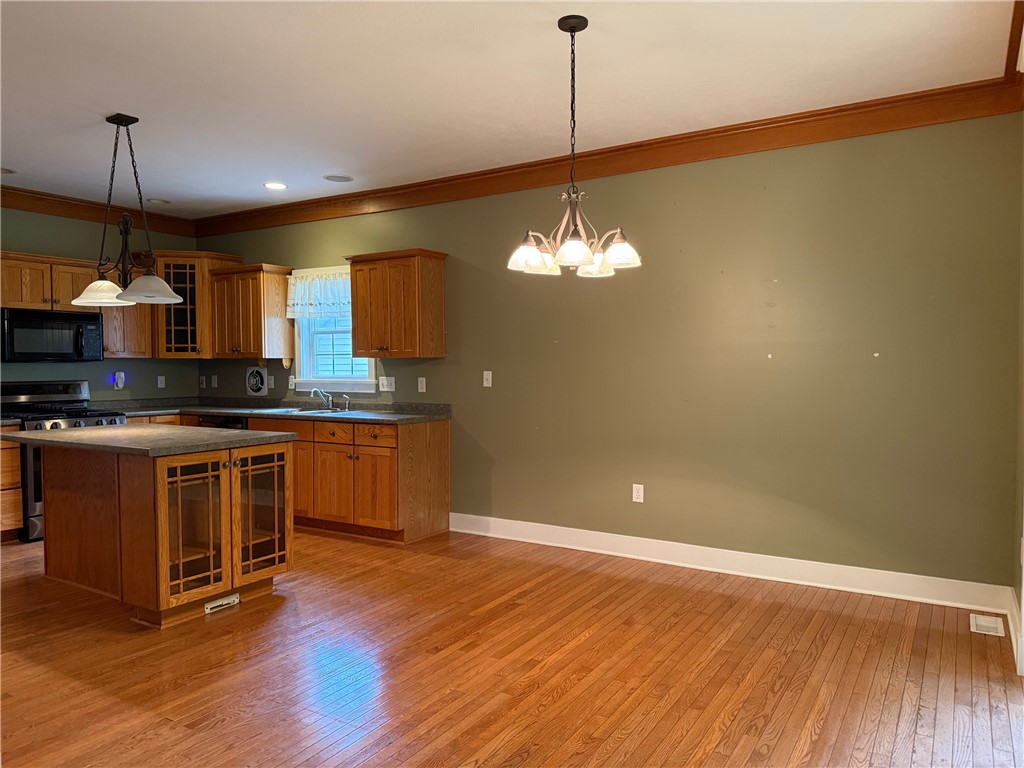 Monroeville, Pennsylvania 15146, United States, 3 Bedrooms Bedrooms, ,3 BathroomsBathrooms,Residential,Active,124590