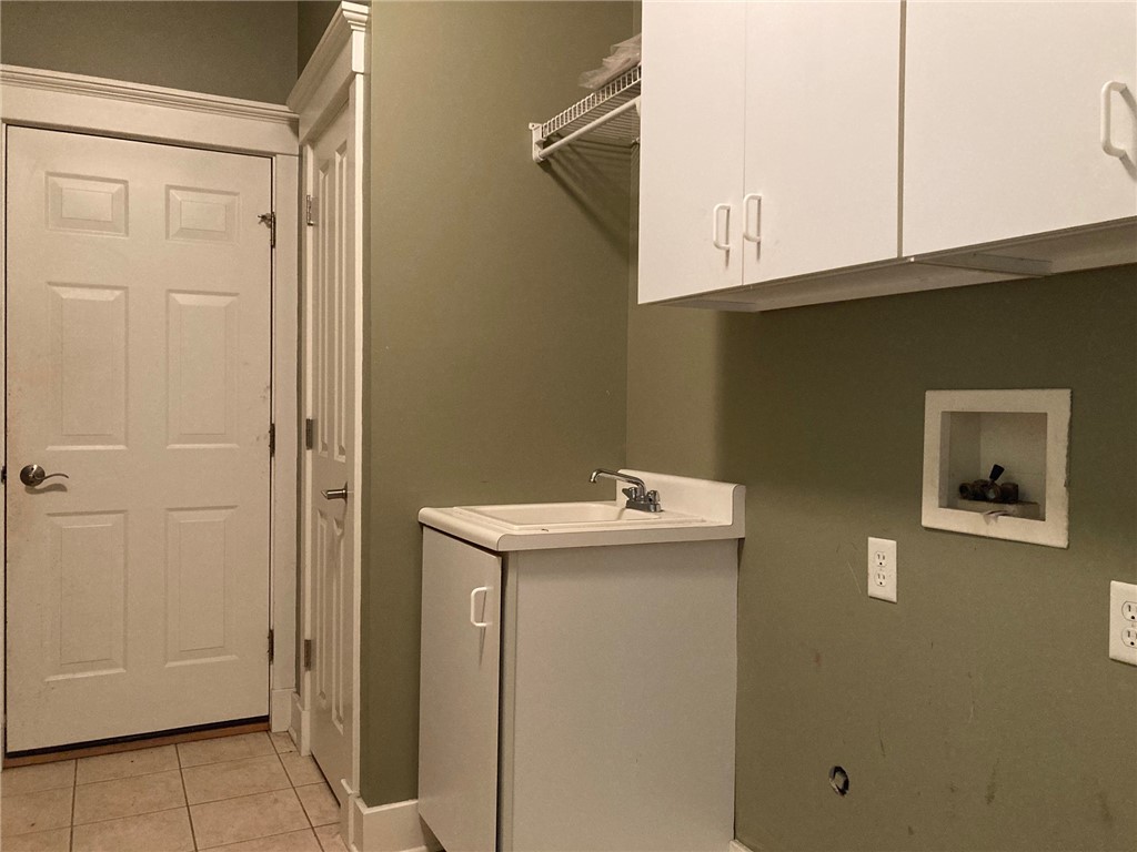 Monroeville, Pennsylvania 15146, United States, 3 Bedrooms Bedrooms, ,3 BathroomsBathrooms,Residential,Active,124590