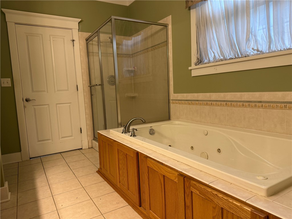 Monroeville, Pennsylvania 15146, United States, 3 Bedrooms Bedrooms, ,3 BathroomsBathrooms,Residential,Active,124590