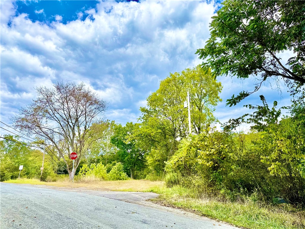 506 Narrows Rd