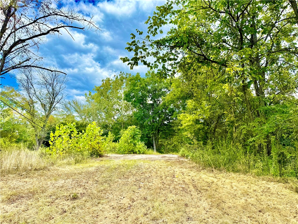 506 Narrows Rd