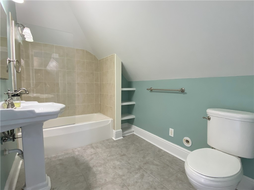 Scottdale, Pennsylvania 15683, United States, 4 Bedrooms Bedrooms, ,5 BathroomsBathrooms,Residential,Active,186723