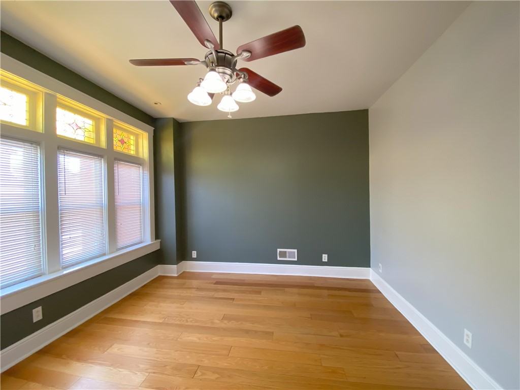 Scottdale, Pennsylvania 15683, United States, 4 Bedrooms Bedrooms, ,5 BathroomsBathrooms,Residential,Active,186723