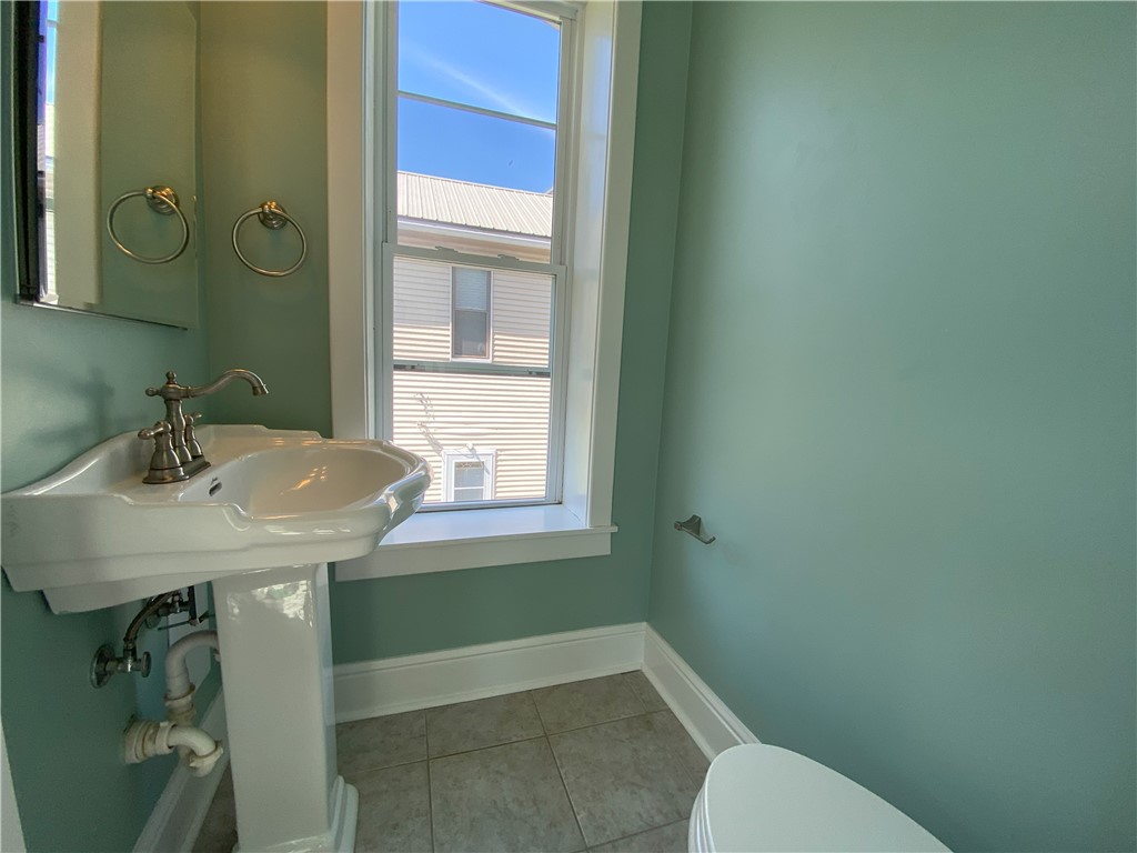 Scottdale, Pennsylvania 15683, United States, 4 Bedrooms Bedrooms, ,5 BathroomsBathrooms,Residential,Active,186723