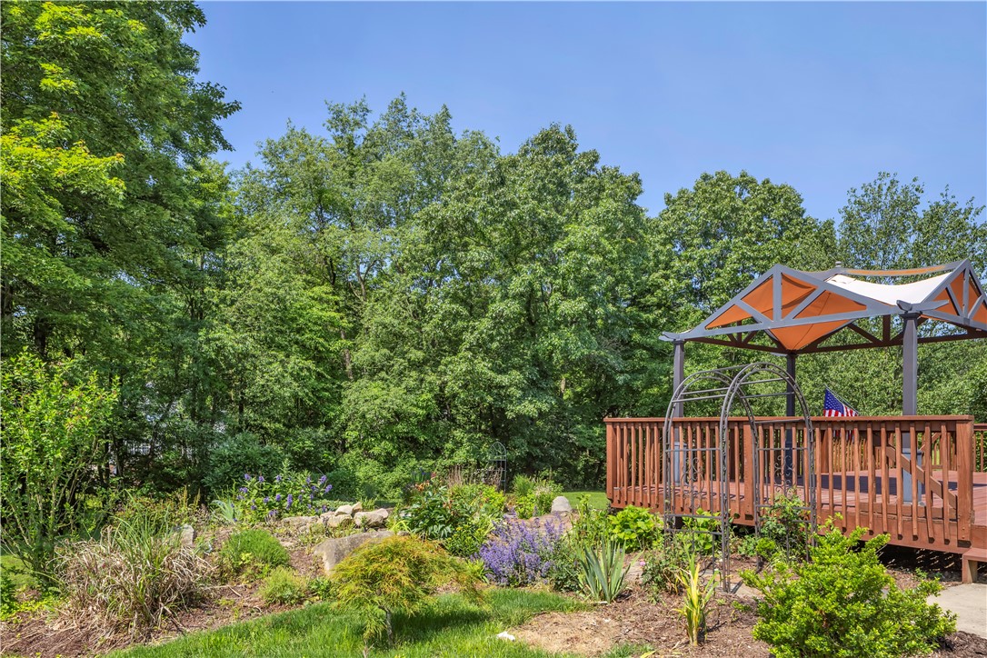 360 Steeplechase Dr