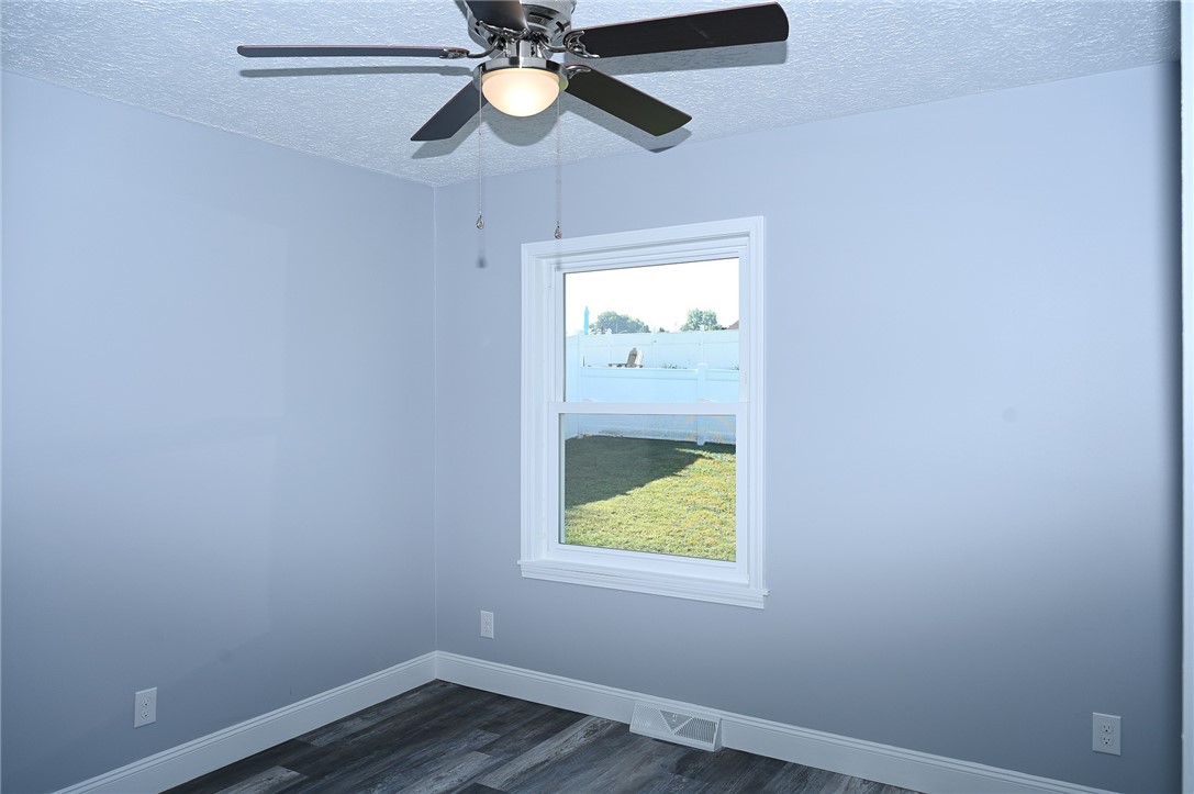 1301 Bechtel St St, Monaca, Pennsylvania image 20