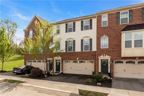 108 Noble Woods Dr Moon/Crescent Twp PA 15108