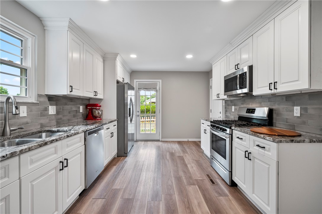 107 Heston Dr