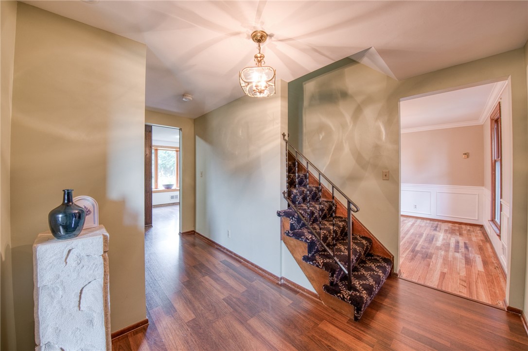 Pleasant Hills, Pennsylvania 15236, United States, 4 Bedrooms Bedrooms, ,3 BathroomsBathrooms,Residential,Active,166193