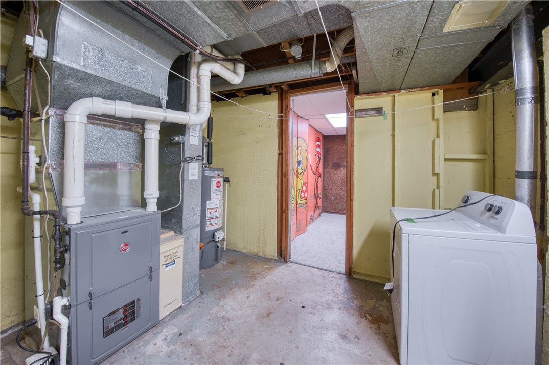 Pleasant Hills, Pennsylvania 15236, United States, 4 Bedrooms Bedrooms, ,3 BathroomsBathrooms,Residential,Active,166193