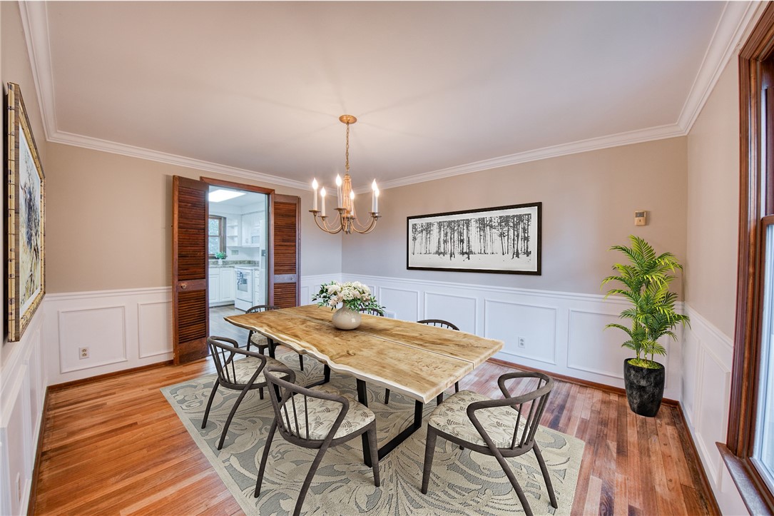 Pleasant Hills, Pennsylvania 15236, United States, 4 Bedrooms Bedrooms, ,3 BathroomsBathrooms,Residential,Active,166193