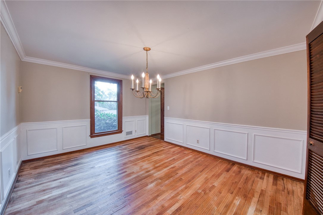 Pleasant Hills, Pennsylvania 15236, United States, 4 Bedrooms Bedrooms, ,3 BathroomsBathrooms,Residential,Active,166193