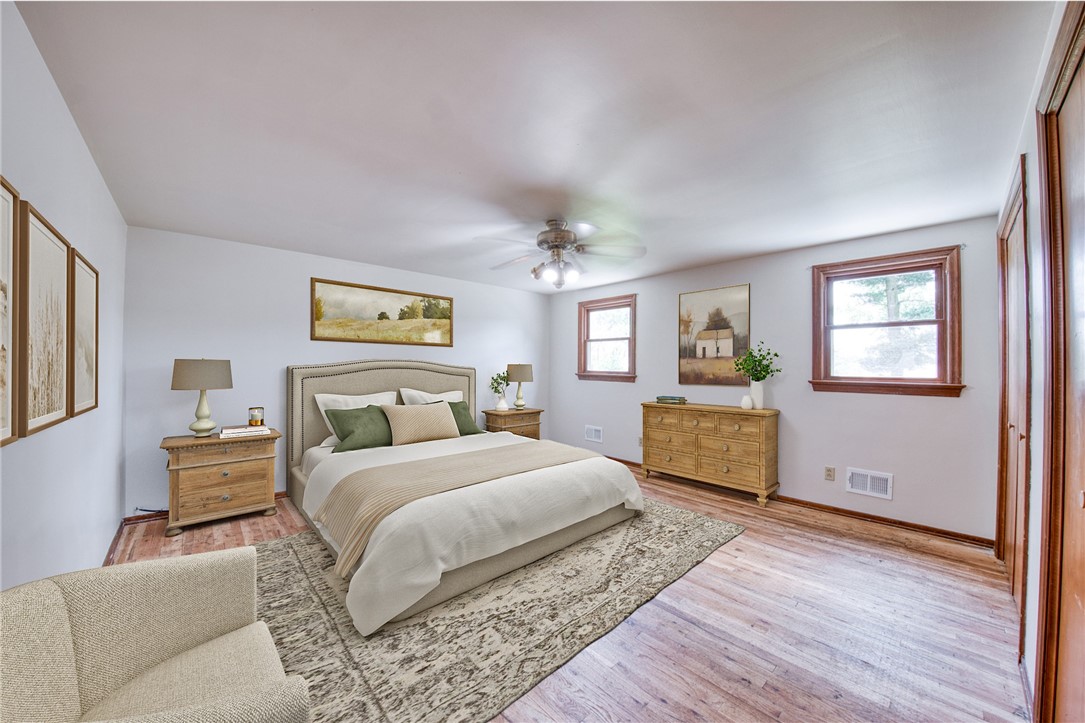 Pleasant Hills, Pennsylvania 15236, United States, 4 Bedrooms Bedrooms, ,3 BathroomsBathrooms,Residential,Active,166193