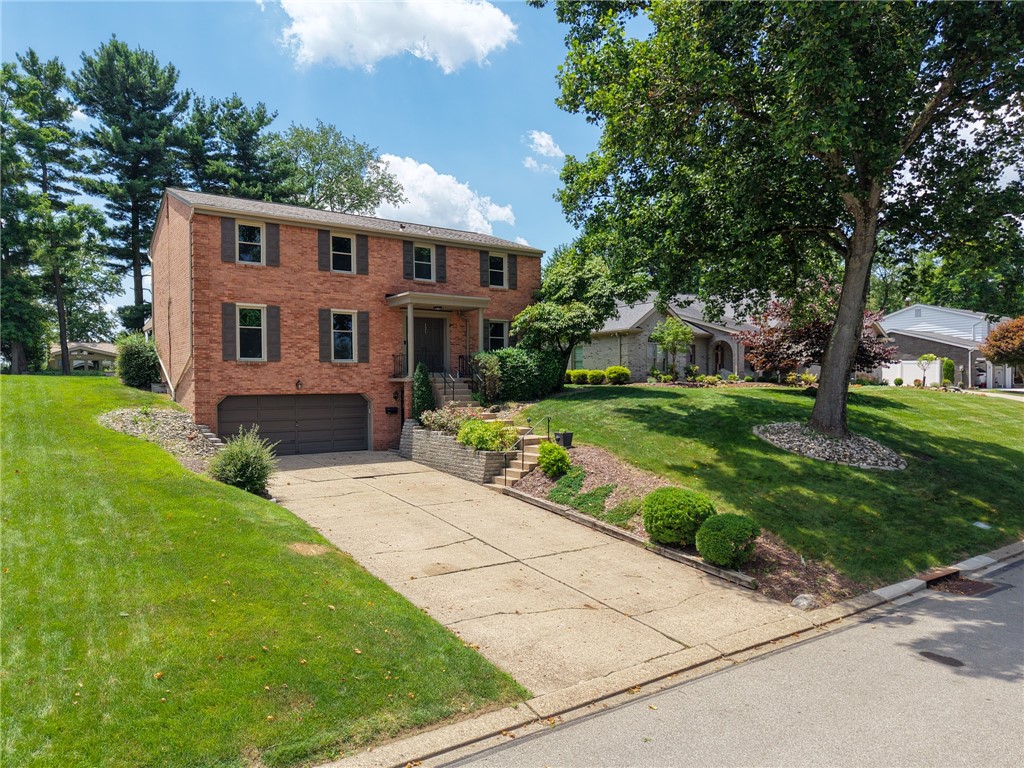 Pleasant Hills, Pennsylvania 15236, United States, 4 Bedrooms Bedrooms, ,3 BathroomsBathrooms,Residential,Active,166193