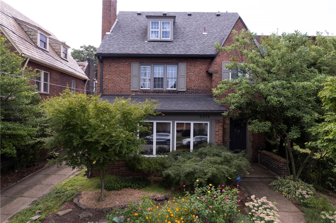 6214 Kentucky Ave