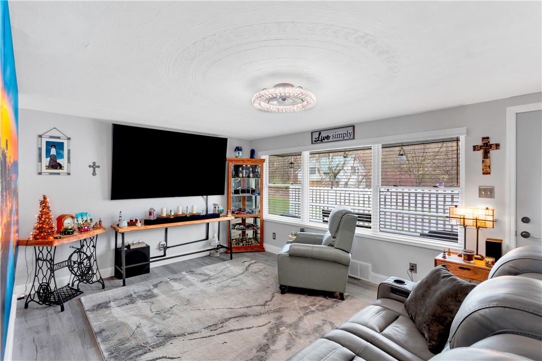 6096 Kemerer Hollow Rd, Murrysville, Pennsylvania image 16