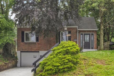 Photo for 494 Highview Rd