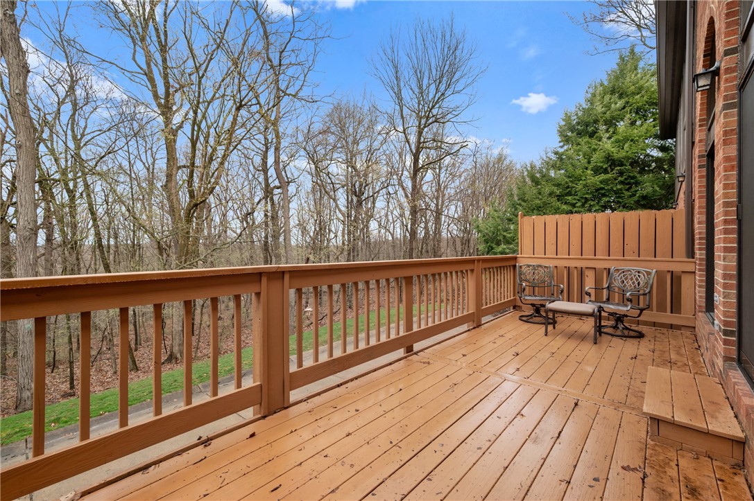 Franklin Park, Pennsylvania 15143, United States, 3 Bedrooms Bedrooms, ,3 BathroomsBathrooms,Residential,Pending,100951