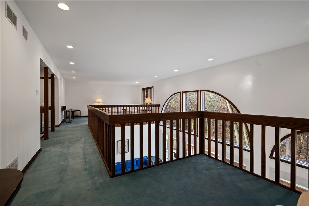 Franklin Park, Pennsylvania 15143, United States, 3 Bedrooms Bedrooms, ,3 BathroomsBathrooms,Residential,Pending,100951