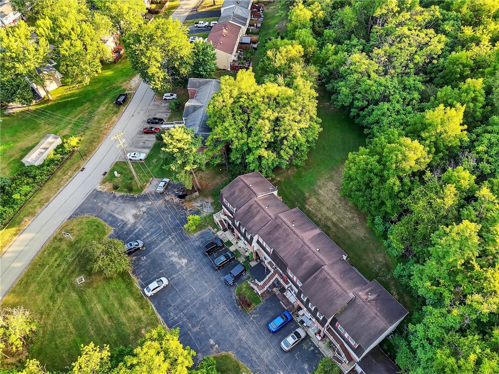 Canonsburg, Pennsylvania 15317, United States, 2 Bedrooms Bedrooms, ,2 BathroomsBathrooms,Residential,Active,192296