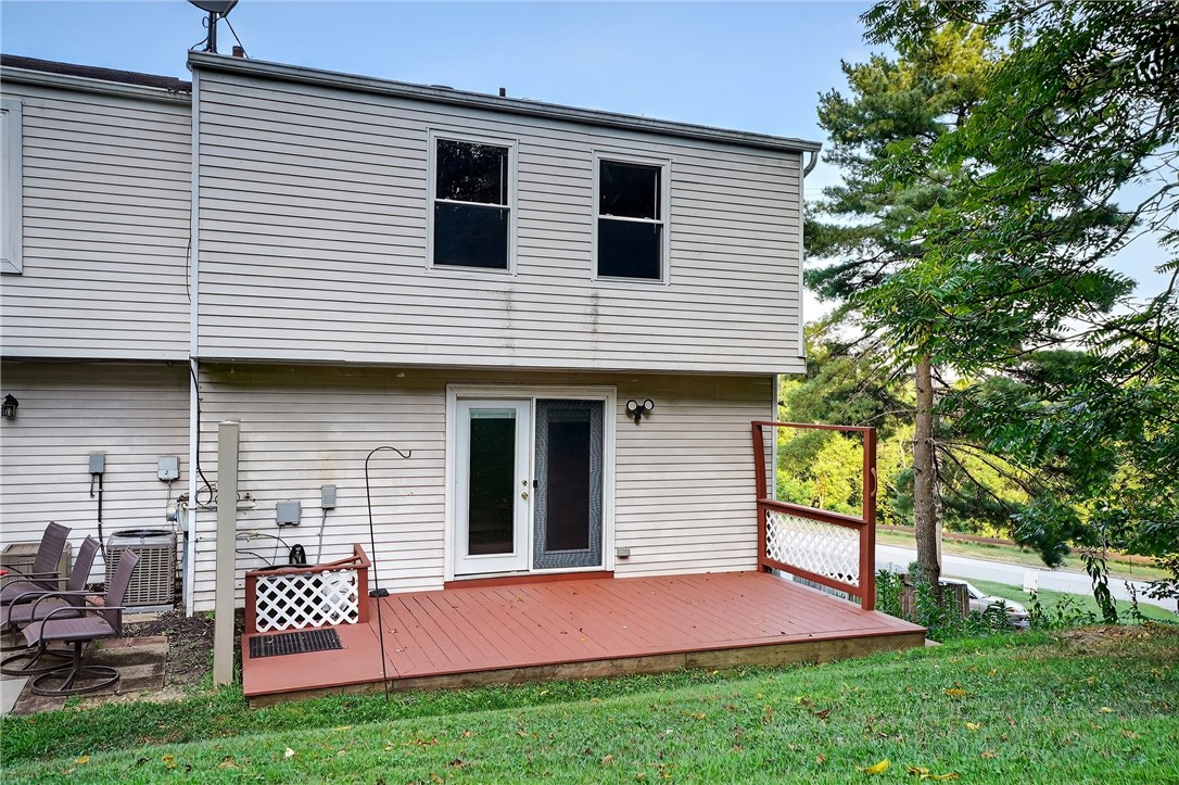 Canonsburg, Pennsylvania 15317, United States, 2 Bedrooms Bedrooms, ,2 BathroomsBathrooms,Residential,Active,192296