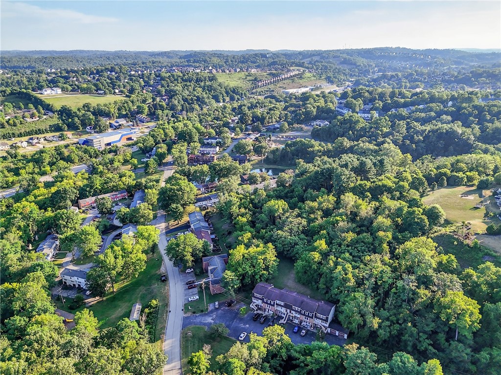 Canonsburg, Pennsylvania 15317, United States, 2 Bedrooms Bedrooms, ,2 BathroomsBathrooms,Residential,Active,192296