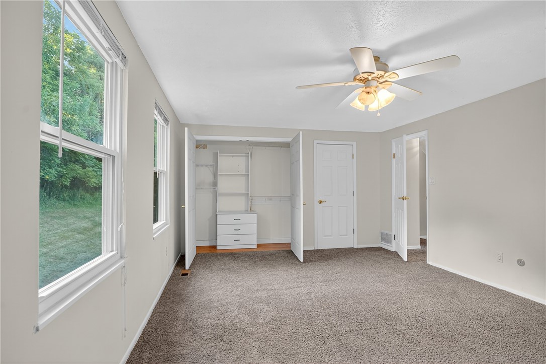 Canonsburg, Pennsylvania 15317, United States, 2 Bedrooms Bedrooms, ,2 BathroomsBathrooms,Residential,Active,192296