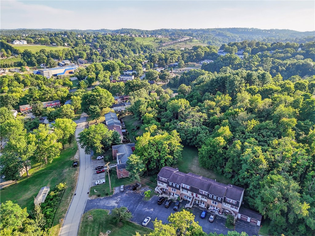 Canonsburg, Pennsylvania 15317, United States, 2 Bedrooms Bedrooms, ,2 BathroomsBathrooms,Residential,Active,192296