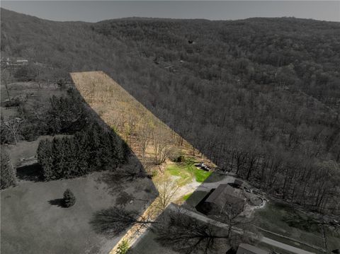 Photo of 221 Malvina Ln, Latrobe, PA 15650 (MLS # 1749089)